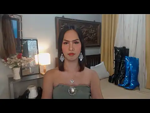 Nathalieheartt online show from 11.25.25