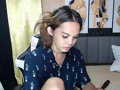 Snapshot of Raffa_ella69 chatting on 11.14.25 Raffa ella69 online show from 11.14.25