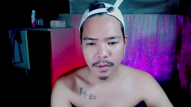 MANIACasianX online show from 10.17.25