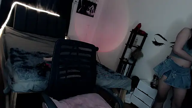 Veniceseduction online show from 05.20.26