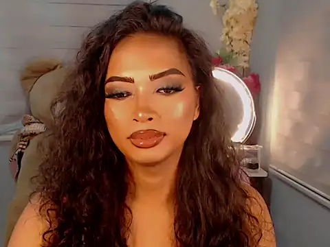 Snapshot of KathRouge chatting on 10.09.25 KathRouge online show from 10.09.25