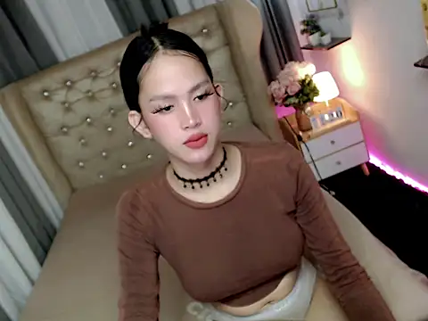 Iwantreallove 143 online show from 06.18.26