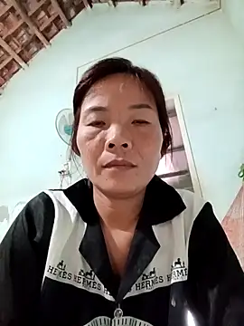 Snapshot of Harmony92 chatting on 10.17.25 Harmony92 online show from 10.17.25