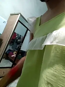 Snapshot of Harmony92 chatting on 11.03.25 Harmony92 online show from 11.03.25