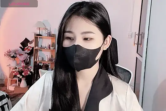    Daisy    online show from 10.22.25