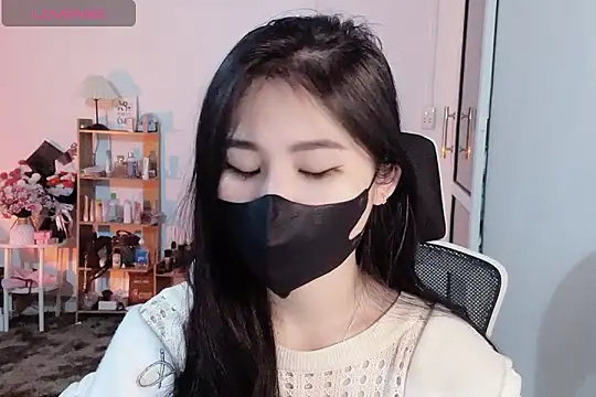    Daisy    online show from 11.27.25