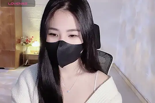    Daisy    online show from 12.05.25