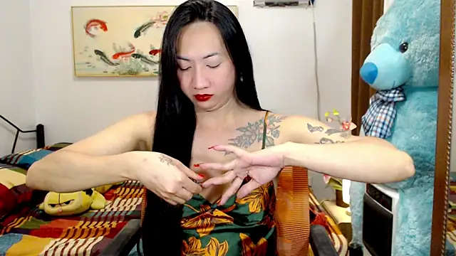 LovelyQueen69 online show from 11.20.25