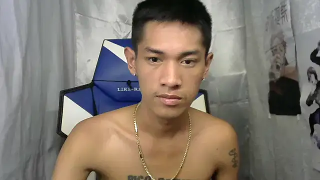 Snapshot of riks_tyler chatting on 09.19.25 riks tyler online show from 09.19.25