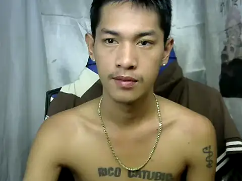 Snapshot of riks_tyler chatting on 10.01.25 riks tyler online show from 10.01.25