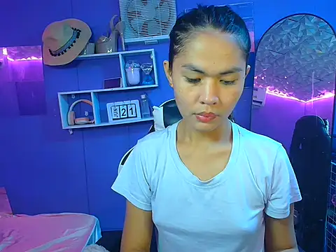 urgirljane online show from 06.21.26