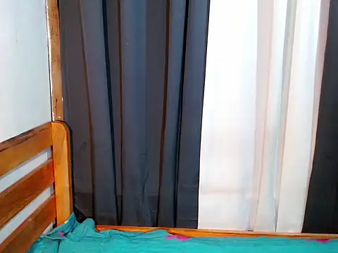 Snapshot of urasianbigcock chatting on 12.14.25 urasianbigcock online show from 12.14.25