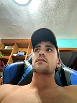 aavrdvh33 online show from 10.30.25