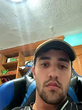 aavrdvh33 online show from 11.17.25