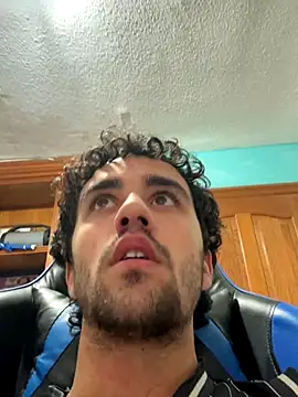 aavrdvh33 online show from 12.14.25