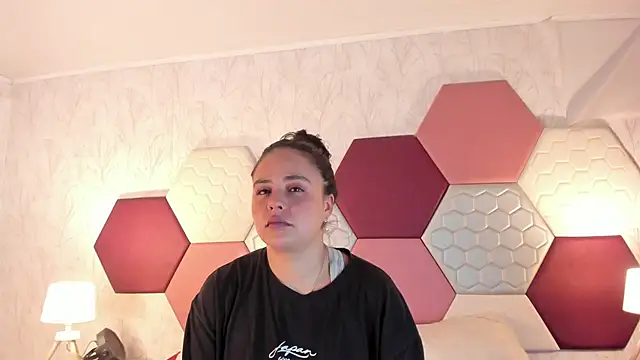 Snapshot of ArielleWilde chatting on 11.08.25 ArielleWilde online show from 11.08.25