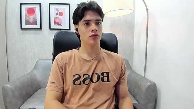 Snapshot of BenitoSaenz chatting on 11.23.25 BenitoSaenz online show from 11.23.25