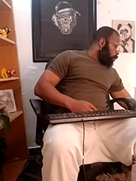 Snapshot of King_Malik chatting on 11.07.25 King Malik online show from 11.07.25