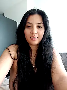 VALENTINA ROUSE  online show from 11.14.25