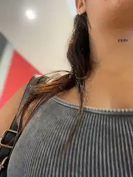 Snapshot of Kaily_Sweet16 chatting on 11.02.25 Kaily Sweet16 online show from 11.02.25