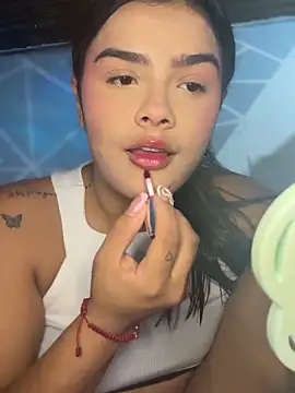 Snapshot of Kaily_Sweet16 chatting on 12.15.25 Kaily Sweet16 online show from 12.15.25