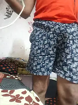 Snapshot of Sunny_cute_love chatting on 10.28.25 Sunny cute love online show from 10.28.25