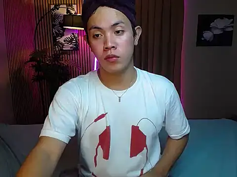 lava lux online show from 10.03.25