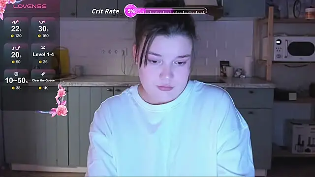 Snapshot of LinaElasm chatting on 11.16.25 LinaElasm online show from 11.16.25