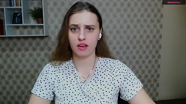 Snapshot of AmandaDimond_ chatting on 12.15.25 AmandaDimond online show from 12.15.25