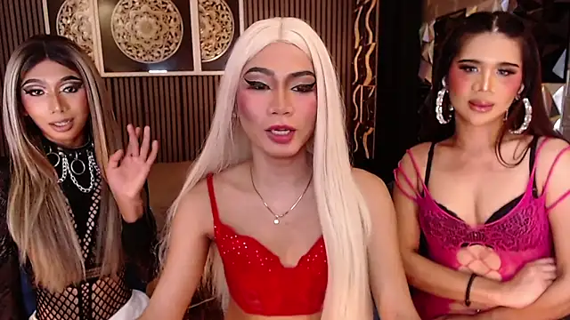 BigCockMaxineTS online show from 06.29.26