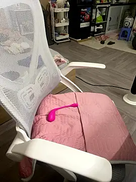 Snapshot of Mina048 chatting on 01.13.26 Mina048 online show from 01.13.26