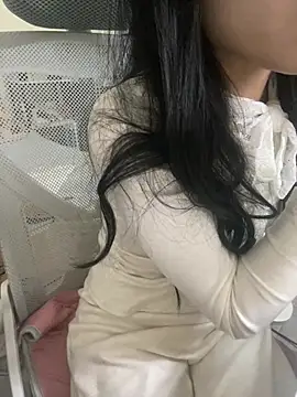 Snapshot of Mina048 chatting on 02.01.26 Mina048 online show from 02.01.26