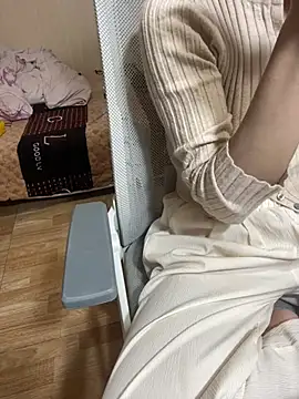 Snapshot of Mina048 chatting on 02.25.26 Mina048 online show from 02.25.26