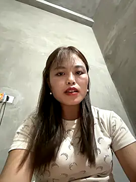 Snapshot of MychuSweet chatting on 10.30.25 MychuSweet online show from 10.30.25