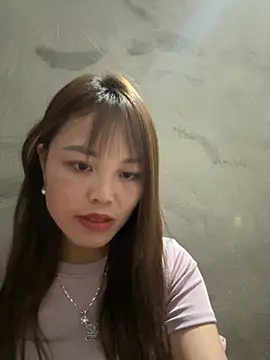 Snapshot of MychuSweet chatting on 11.18.25 MychuSweet online show from 11.18.25