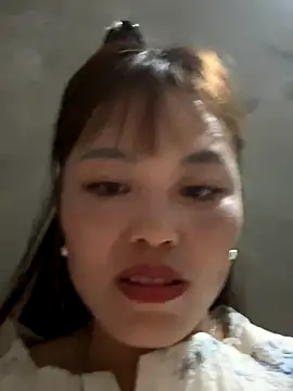 Snapshot of MychuSweet chatting on 11.24.25 MychuSweet online show from 11.24.25