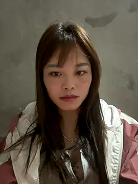 Snapshot of MychuSweet chatting on 11.25.25 MychuSweet online show from 11.25.25