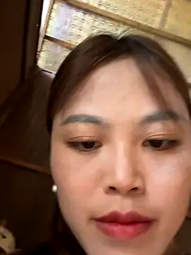 Snapshot of MychuSweet chatting on 11.28.25 MychuSweet online show from 11.28.25