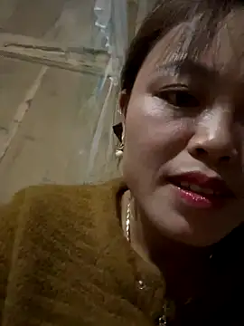 Snapshot of MychuSweet chatting on 11.30.25 MychuSweet online show from 11.30.25