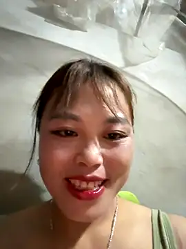 Snapshot of MychuSweet chatting on 12.02.25 MychuSweet online show from 12.02.25