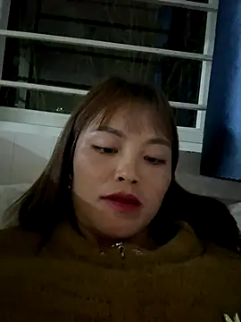 Snapshot of MychuSweet chatting on 12.14.25 MychuSweet online show from 12.14.25