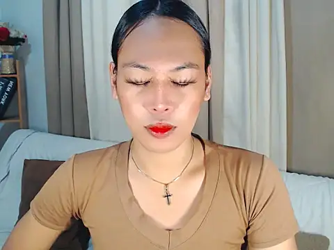 Snapshot of Savanna_White chatting on 06.18.26 Savanna White online show from 06.18.26