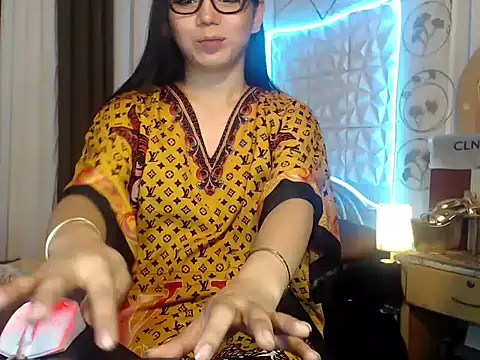 Snapshot of Alluring_Ashley chatting on 09.26.25 Alluring Ashley online show from 09.26.25