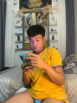 xshyboyx online show from 10.01.25