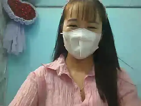 Snapshot of Hachi077 chatting on 09.11.25 Hachi077 online show from 09.11.25