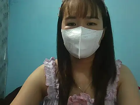 Snapshot of Hachi077 chatting on 10.07.25 Hachi077 online show from 10.07.25