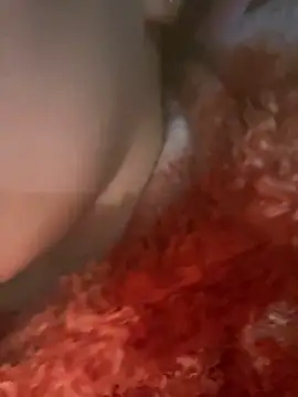 Snapshot of Mimisixo chatting on 12.02.25 Mimisixo online show from 12.02.25