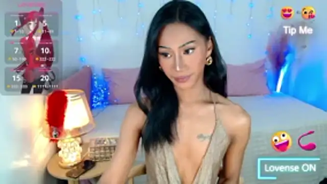 Snapshot of sassylatina chatting on 12.03.25 sassylatina online show from 12.03.25