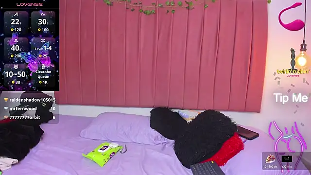 ana foxi online show from 04.13.26