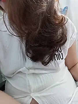 Ariana-Vy online show from 05.23.26